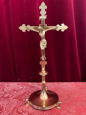 Altar - Cross style Gothic - Style en Bronze / Polished and Varnished, Belgium  19 th century ( Anno 1885 )