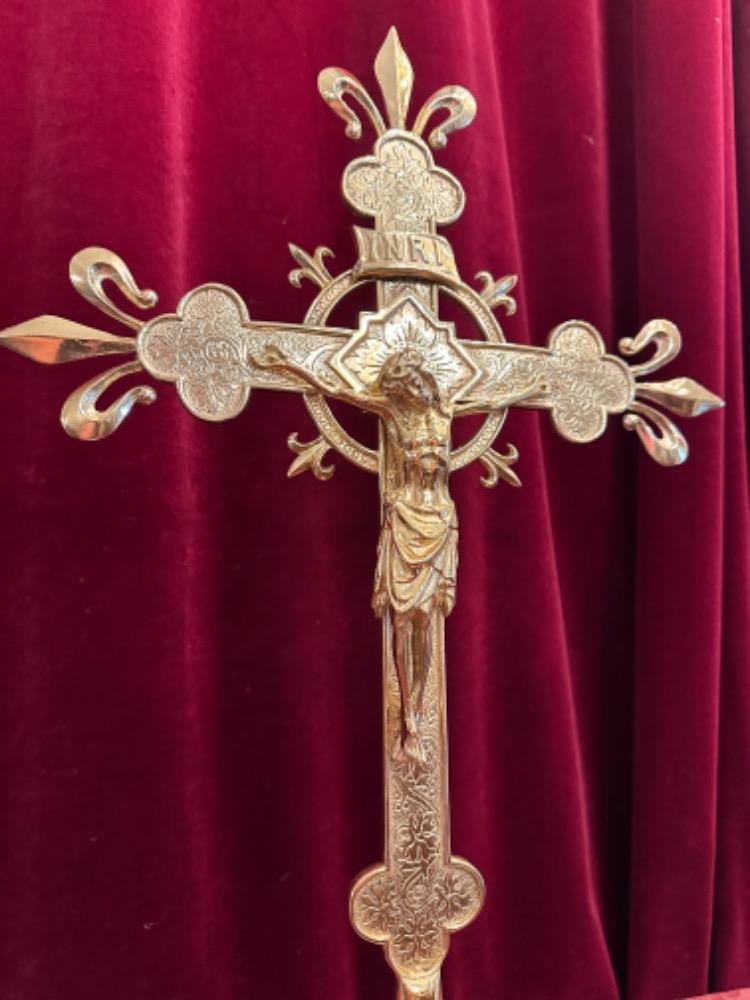 1 Gothic - Style Altar - Cross