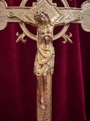 Altar - Cross style Gothic - Style en Bronze / Polished and Varnished, Belgium  19 th century ( Anno 1890 )