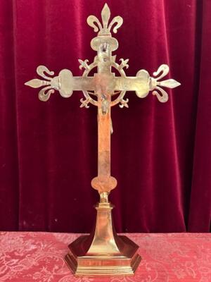 Altar - Cross style Gothic - Style en Bronze / Polished and Varnished, Belgium  19 th century ( Anno 1890 )