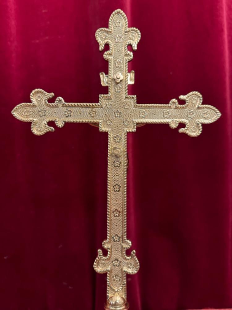 1 Gothic - Style Altar - Cross