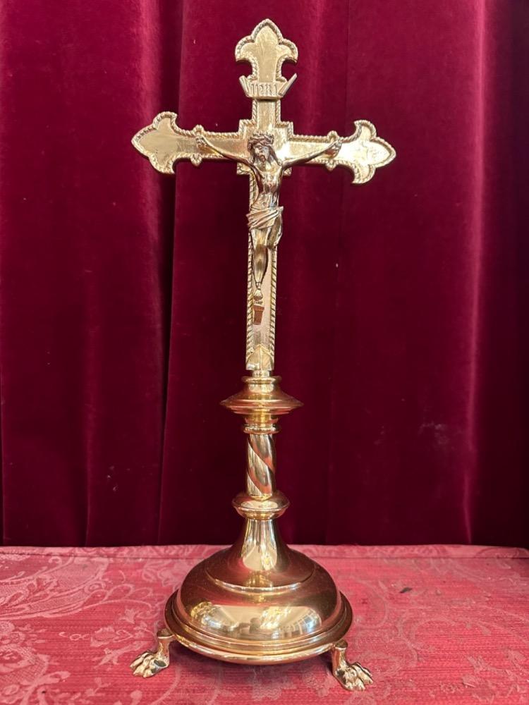 1 Gothic - Style Altar - Cross