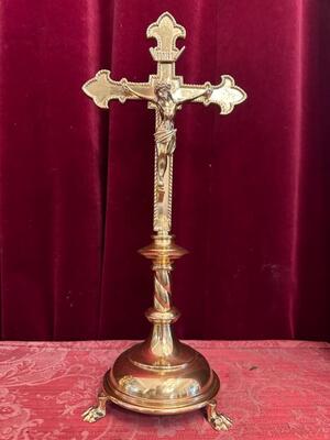 Altar - Cross style Gothic - Style en Brass / Bronze / Polished and Varnished, Belgium  19 th century