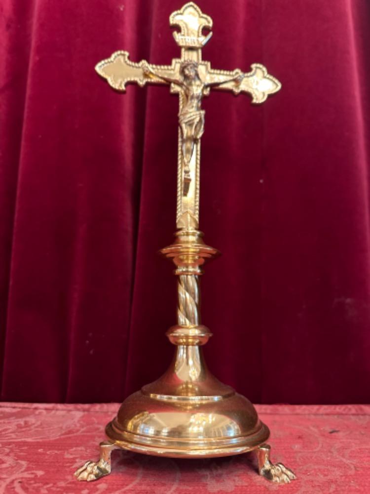 1 Gothic - Style Altar - Cross