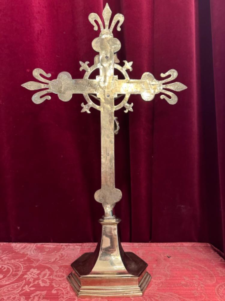 1 Gothic - Style Altar - Cross