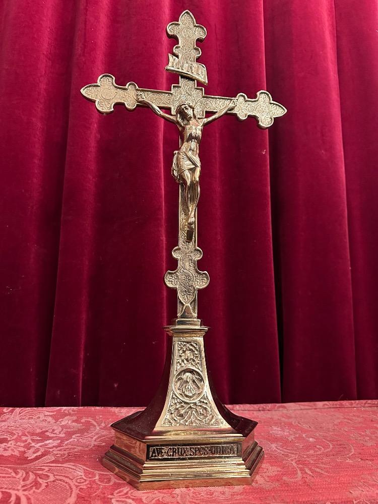 1 Gothic - Style Altar - Cross