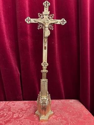 Altar - Cross style Gothic - Style en Bronze / Polished and Varnished, Belgium  19 th century ( Anno 1885 )