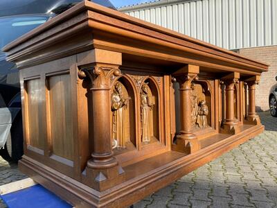 Altar / Mensa With Altar Stone style Gothic - Style en Oak wood, Izegem  - Belgium 19 th century ( Anno 1885 )