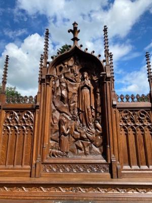 Altar Our Lady Of Lourdes   style Gothic - Style en Oak wood, Belgium 19 th century ( Anno 1865 )