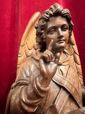 Annunciation Sculpture style Gothic - Style en Hand - Carved Wood Oak, Belgium  19 th century ( Anno 1875 )