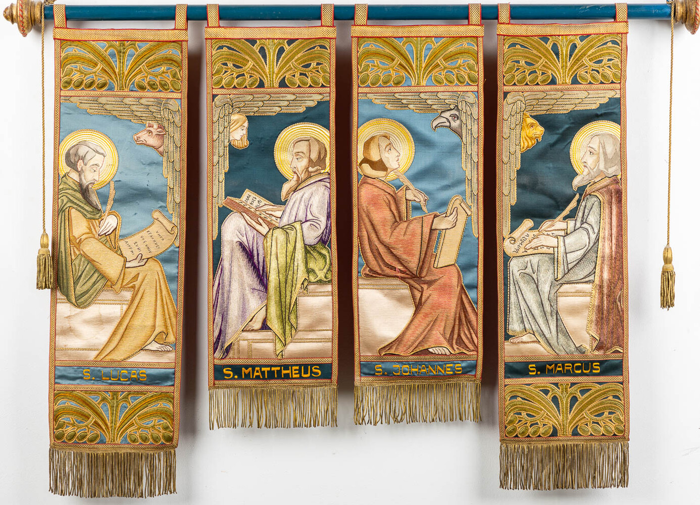 1 Gothic - Style Banner 4 Evangelists