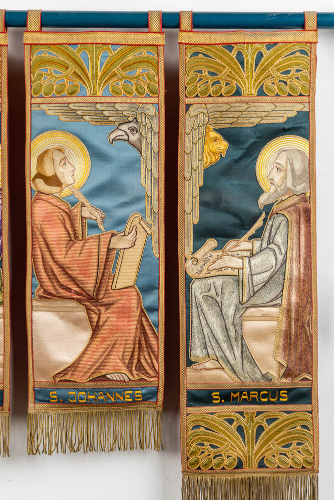 1 Gothic - Style Banner 4 Evangelists