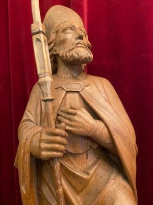 Bishop style Gothic - style en Hand - Carved Wood Oak, Dutch 19 th century ( Anno 1875 )