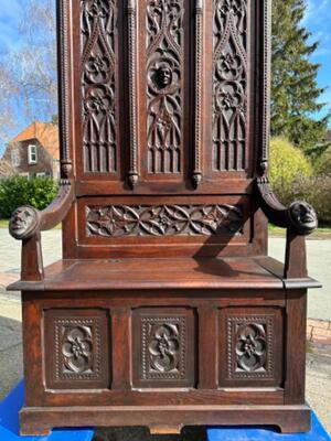Bishop Seat style Gothic - Style en Oak wood, France 19 th century