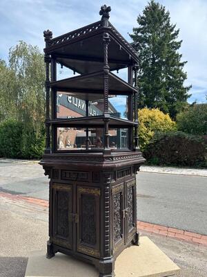 Cabinet style Gothic - Style en Wood / Glass / Brass / Bronze, France 19 th century