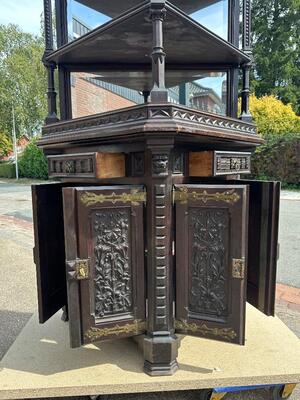 Cabinet style Gothic - Style en Wood / Glass / Brass / Bronze, France 19 th century