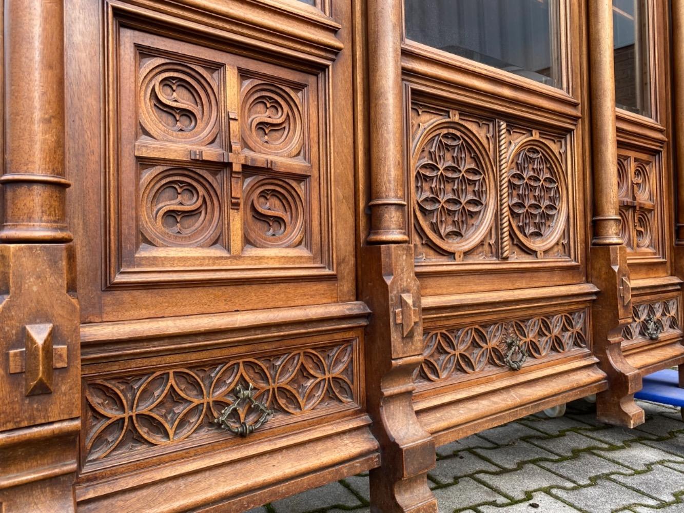 1 Gothic - Style Cabinet / Bookcase