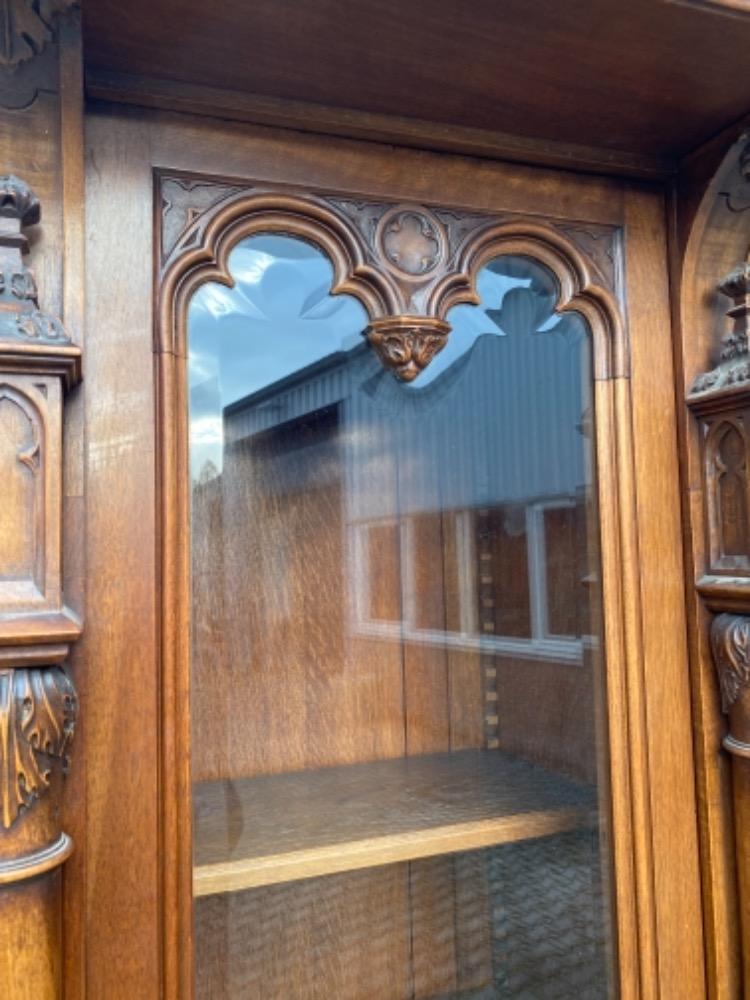 1 Gothic - Style Cabinet / Bookcase