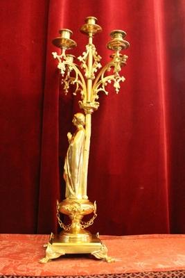 Candle Stick style Gothic - style en Bronze Polisched and Varnished, France 19th century