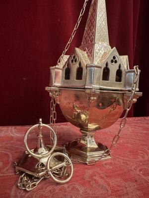 Censer  style Gothic - Style en Bronze / Polished and Varnished, Belgium  19 th century ( Anno 1885 )