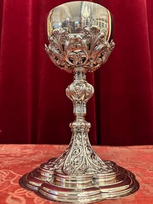 Chalice style Gothic - Style en Full - Silver ( 800 ) / Silver Marks Present / Polished & Varnished., Belgium  19 th century ( 1882 )
