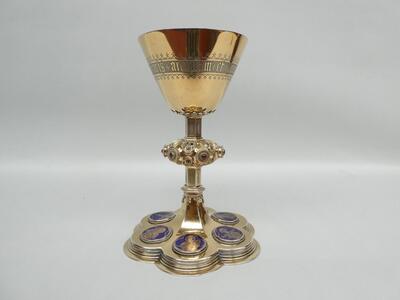 Chalice. By: Bourdon. More Detail Pictures Of Nr : 4943216 style Gothic - Style  en Full - Silver , Gent - Belgium  19 th century