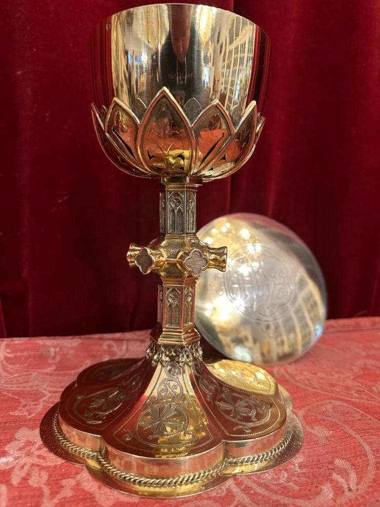 1 Gothic - Style Chalice Silversmith : W.N.M. Van Hooft (1897-1918)