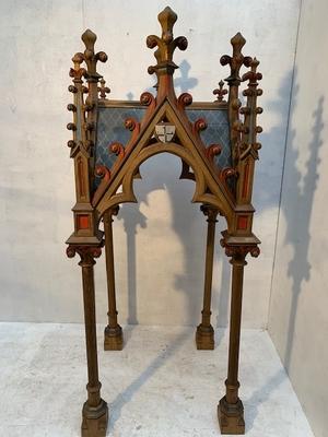 Chapel style Gothic - style en wood polychrome, France 19th century ( anno 1875 )
