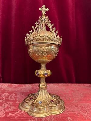 Ciborium style Gothic - Style en Brass / Gilt / Stones, Belgium  19 th century ( Anno 1878 )