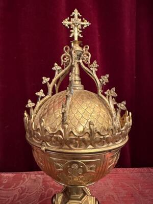 Ciborium style Gothic - Style en Brass / Gilt / Stones, Belgium  19 th century ( Anno 1878 )