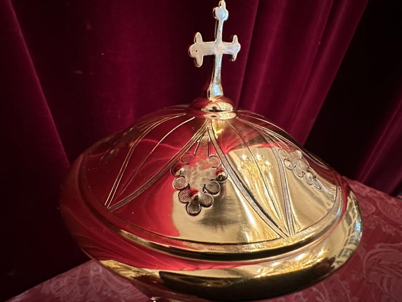 1 Gothic - Style Ciborium