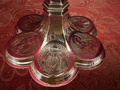 1 Gothic - Style Ciborium