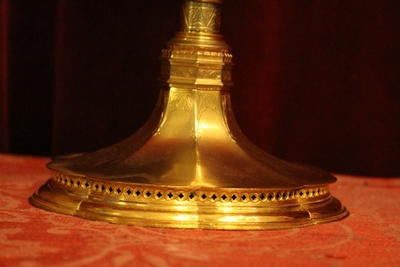 Ciborium style Gothic - style en Brass Gilt / Full silver Cuppa, Belgium 19th century