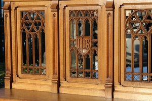 Communion - Kneeler style Gothic - style en Oak wood, Belgium 19th century