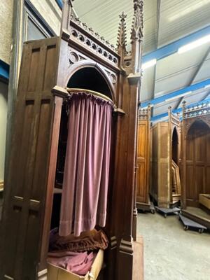 Confessional style Gothic - Style en Wood Oak, Antwerp - Belgium 19 th century ( Anno 1875 )