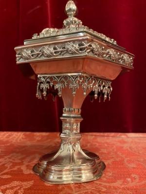 Container  style Gothic - style en Full - Silver / 3 Silver Marks / Polished Varnished, Dutch 19 th century ( Anno 1850 )