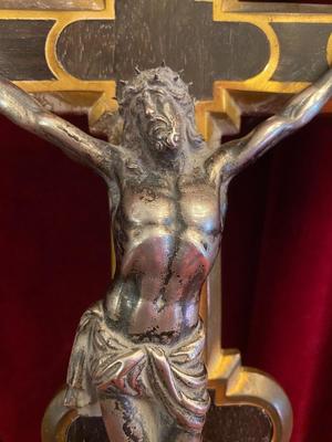 Corpus - Cross style Gothic - Style en Bronze / Ebony Wood, Belgium 19th century ( anno 1850 )