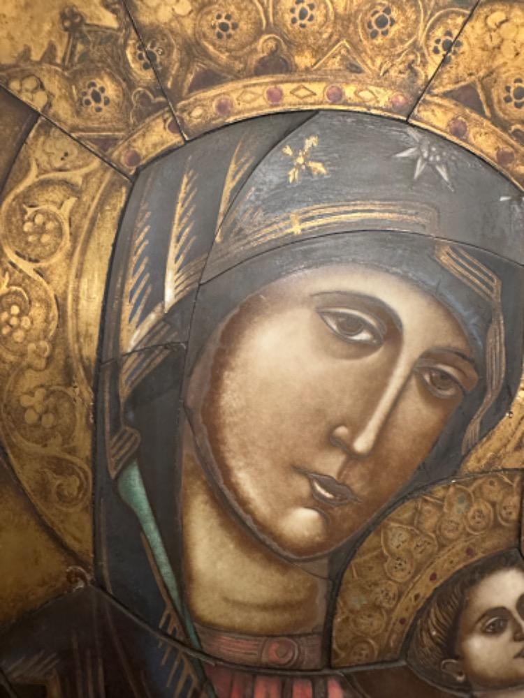 1 Gothic - Style Depiction Of Our Lady Of Perpetual Help