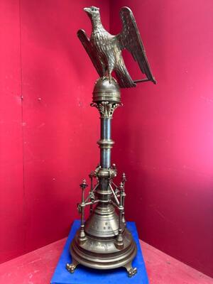 Eagle Lectern style Gothic - Style en Bronze / Glass, United Kingdom 19 th century ( Anno 1885 )