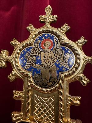 Exceptional Altar -Cross style Gothic - Style en Brass / Bronze / Polished and Varnished / Enamel / Stones, Belgium  19 th century ( Anno 1865 )