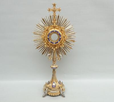 1 Gothic - Style Exceptional Monstrance With Original Lunula