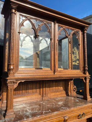 Gothic - Style  - Display Cabinet style Gothic - style en Oak wood / Marble, France 19 th century
