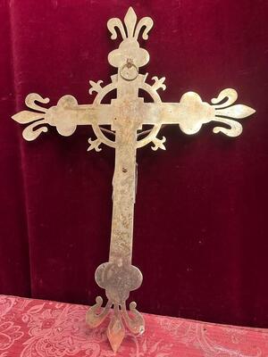 1 Gothic - Style Hanging Cross