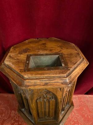 Hanging Offer Box style Gothic - Style en Oak wood, Netherlands  19 th century ( Anno 1840 )
