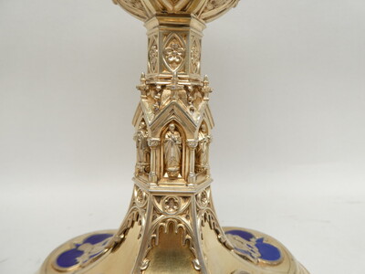High Quality Full Silver Chalice & Paten style Gothic - Style en Full - Silver / Enamel Elements , Dutch   19 th century ( Anno 1875 )