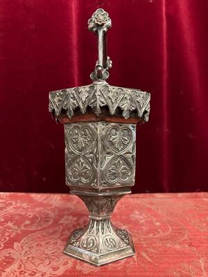 Holy Water Holder style Gothic - Style en Bronze / Silver Plated, France 19 th century ( Anno 1840 )