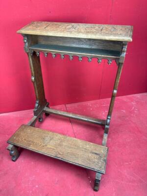 Kneeler style Gothic - Style en Wood Oak, Belgium  19 th century ( Anno 1865 )