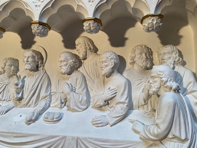 Last Supper Relief Sculpture Weight: 170 Kgs. style Gothic - style en hand-carved sandstone, Dutch 19th century ( anno 1875 )