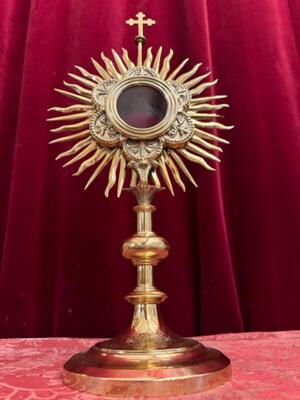 Monstrance  style Gothic - Style en Brass / Bronze / Polished and Varnished / Glass, Belgium  19 th century ( Anno 1885 )