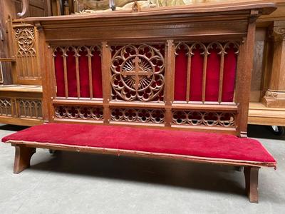 Prayer Bench  style Gothic - style en Oak Wood / Red Velvet, Belgium 19 th century